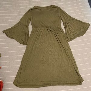 Bell sleeve dress